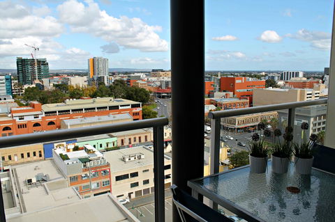 Adelaide DressCircle Apartments - North Terrace - Darwin Tourism 36