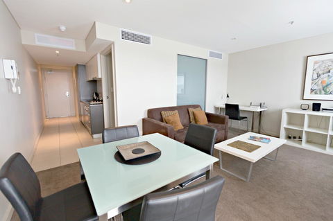 Adelaide DressCircle Apartments - North Terrace - Darwin Tourism 12
