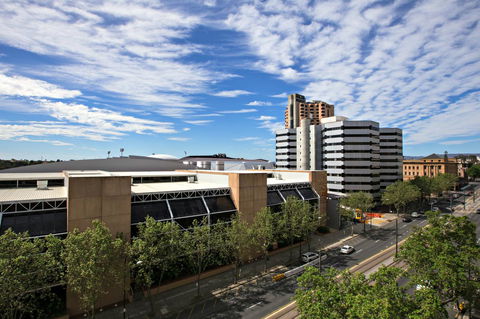 Adelaide DressCircle Apartments - North Terrace - Darwin Tourism 35