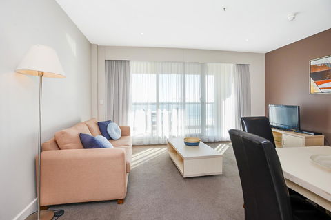 Pier Luxury Apartments - Darwin Tourism 13