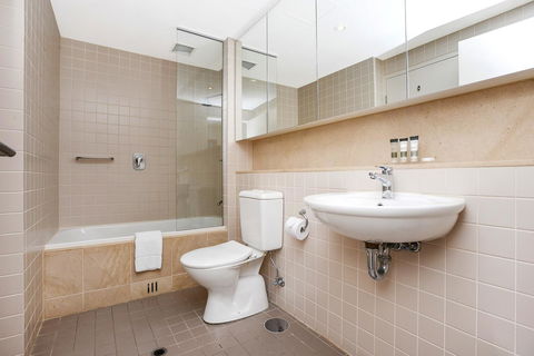 Pier Luxury Apartments - Darwin Tourism 18