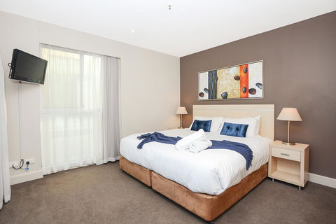 Pier Luxury Apartments - Darwin Tourism 29