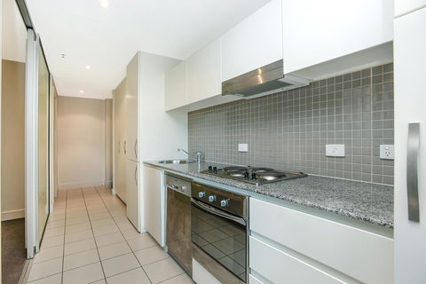 Pier Luxury Apartments - Darwin Tourism 25