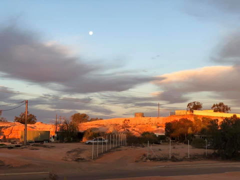 Aussie Opal Diggers Outback Retreat-Undergound - Darwin Tourism 3