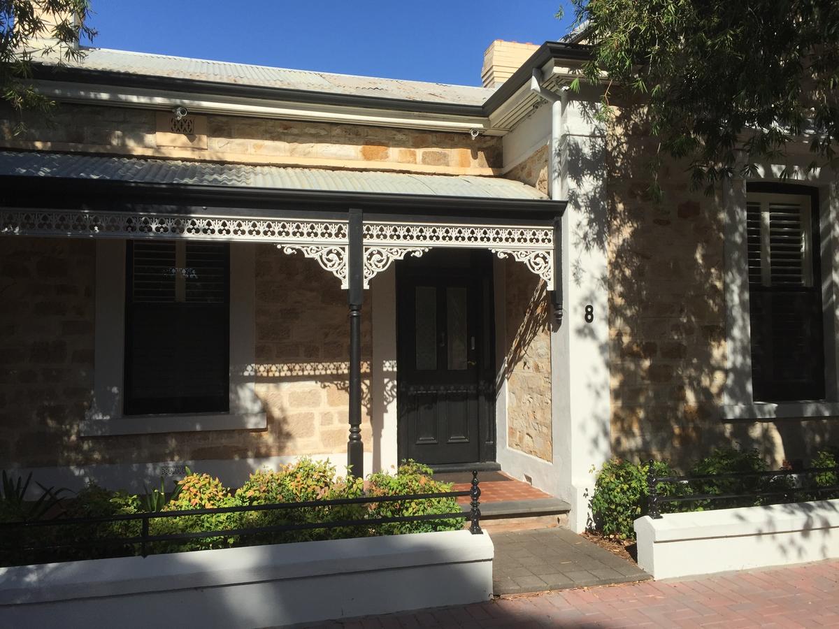 Hackney SA Darwin Tourism