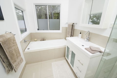 Smiths Lake House - Darwin Tourism 20