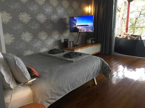 Smiths Lake House - Darwin Tourism 3