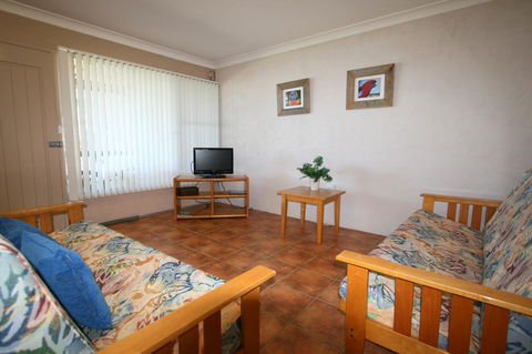 Lake Edge Apartments - Darwin Tourism 15