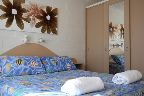 Lake Edge Apartments - Darwin Tourism 18