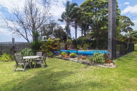 Lake Edge Apartments - Darwin Tourism 2