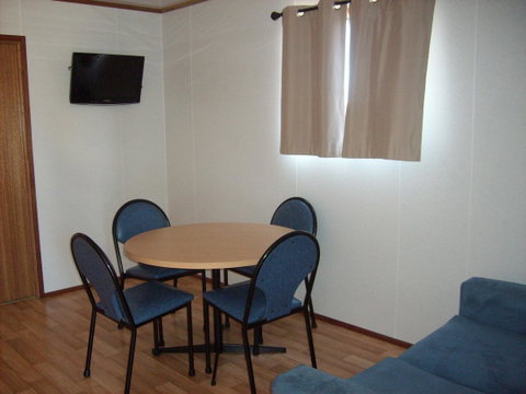Jacko's Holiday Cabins - Darwin Tourism 2