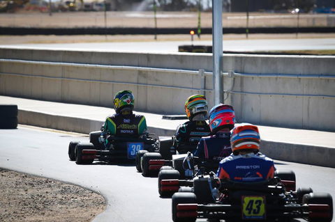 Rydges Pit Lane - Darwin Tourism 12