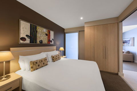 Apartments @ 16 Holdfast - Darwin Tourism 10