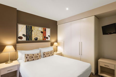 Apartments @ 16 Holdfast - Darwin Tourism 9