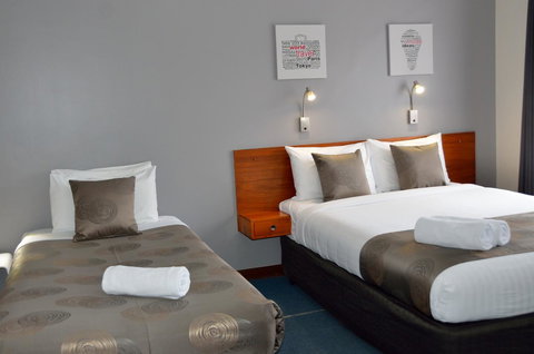 105 On The Park - Darwin Tourism 11