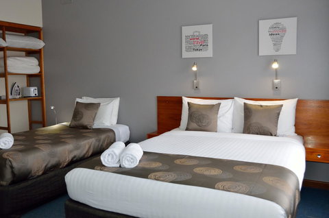 105 On The Park - Darwin Tourism 7