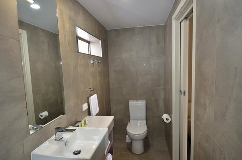 105 On The Park - Darwin Tourism 13