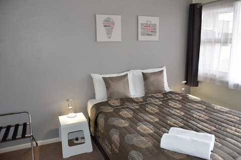 105 On The Park - Darwin Tourism 6