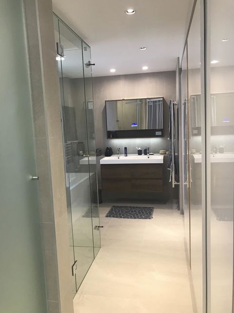 Penthouse On The Promenade - Darwin Tourism 8
