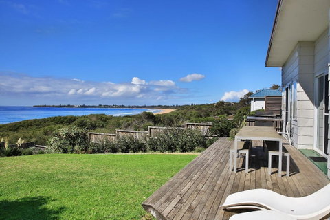 Culburra Beachhouse - Darwin Tourism 12