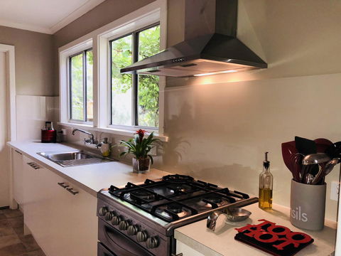 Jack\'s House B&B Clare - Darwin Tourism 17