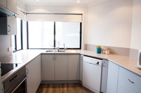 Mariners Cay Apartment - Darwin Tourism 11