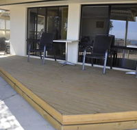 the club house - Darwin Tourism