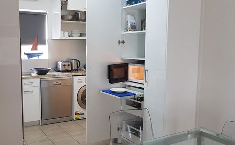 Acaill Accommodation Esplanade Living Self Check-In Self Check-Out - Darwin Tourism 29