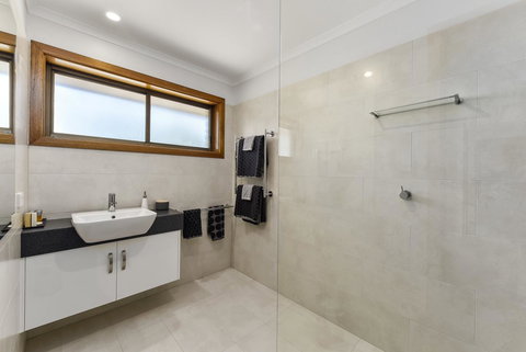 City Four Apartment - Darwin Tourism 4