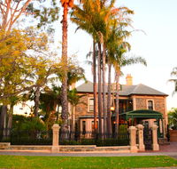 Grand Bluestone Mansion - Darwin Tourism