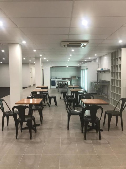 Perth City Backpackers Hostel - Note - Valid Passport Required To Check In - Darwin Tourism 7