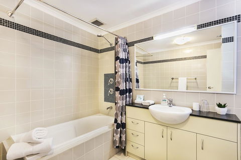 Perth Short Stays - Darwin Tourism 29