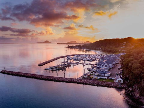 Anchorage Port Stephens - Darwin Tourism 2