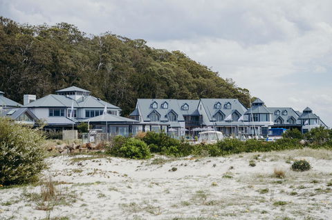 Anchorage Port Stephens - Darwin Tourism 4
