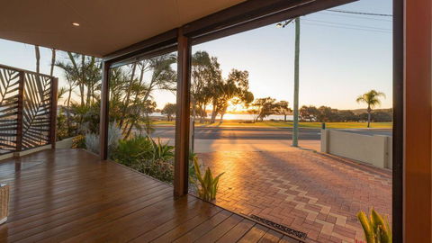 Starboard Views Kalbarri - River Front Apartment - Darwin Tourism 8