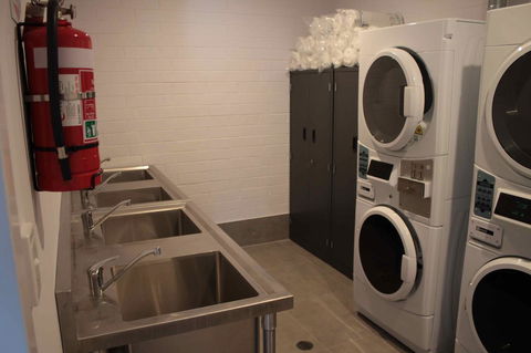 Quokka Backpackers Hostel Perth - Note - Valid Passport Required To Check In - Darwin Tourism 35