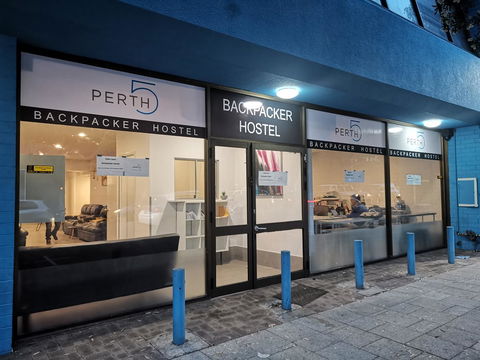 Quokka Backpackers Hostel Perth - Note - Valid Passport Required To Check In - Darwin Tourism 0