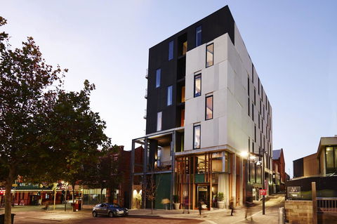 Alex Hotel - Darwin Tourism 0