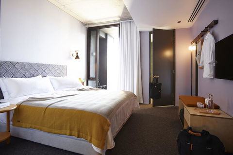 Alex Hotel - Darwin Tourism 2