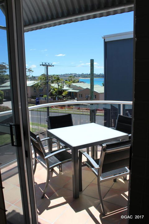 Mollymook Cove Apartments - Darwin Tourism 18