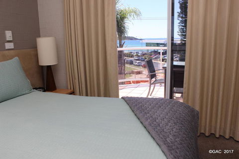 Mollymook Cove Apartments - Darwin Tourism 6