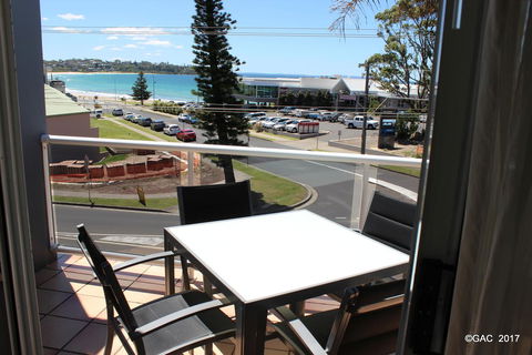 Mollymook Cove Apartments - Darwin Tourism 7
