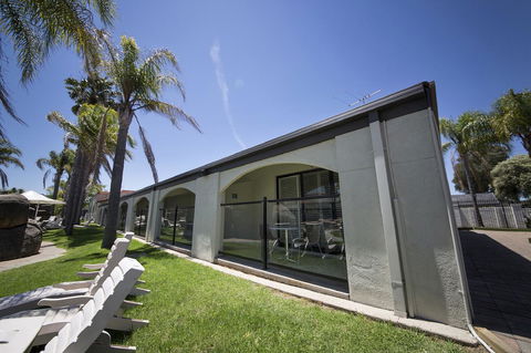 Quality Resort Siesta - Darwin Tourism 33