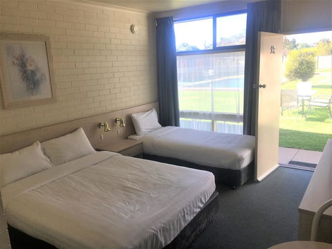 Junee Motor Inn - Darwin Tourism 19