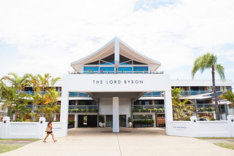 The Lord Byron - Darwin Tourism 0