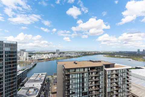 Japanese Style Waterfront Apt Wt Rooftop Pool - Darwin Tourism 6