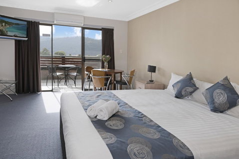 Banjo Paterson Inn - Darwin Tourism 1