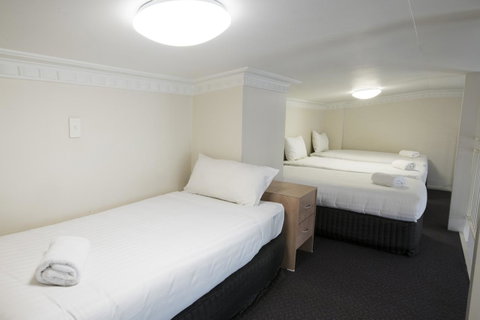 Banjo Paterson Inn - Darwin Tourism 27