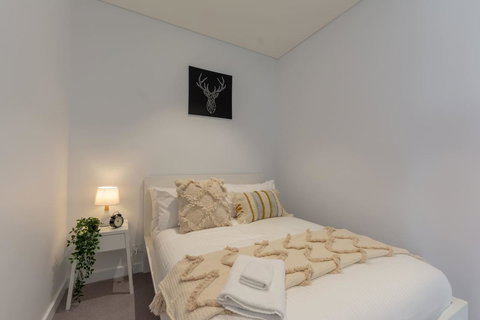 High Rise Apt In Heart Of Sydney Wt Harbour View - Darwin Tourism 21