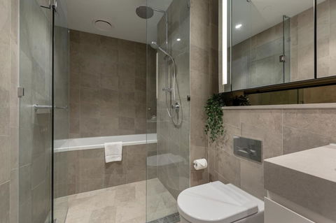 High Rise Apt In Heart Of Sydney Wt Harbour View - Darwin Tourism 12